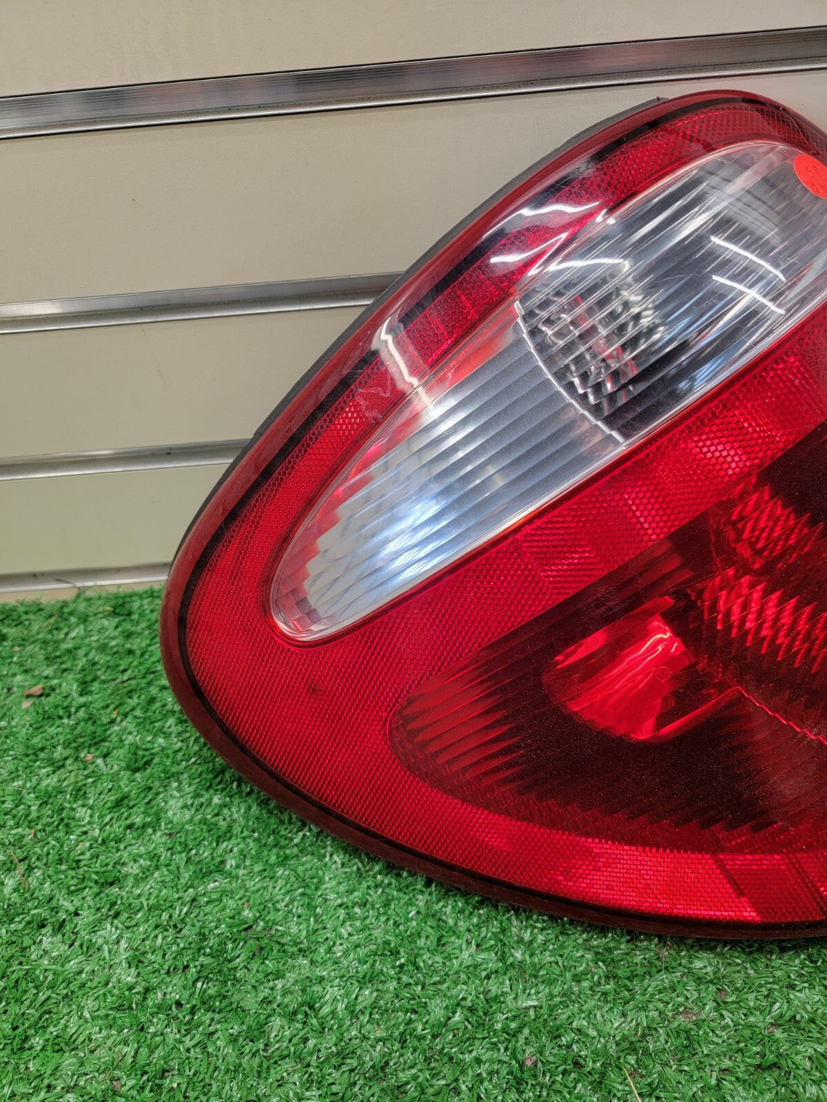 🔥04-07 Chrysler Town Country Dodge Grand Caravan Driver Tail light Assembly OEM