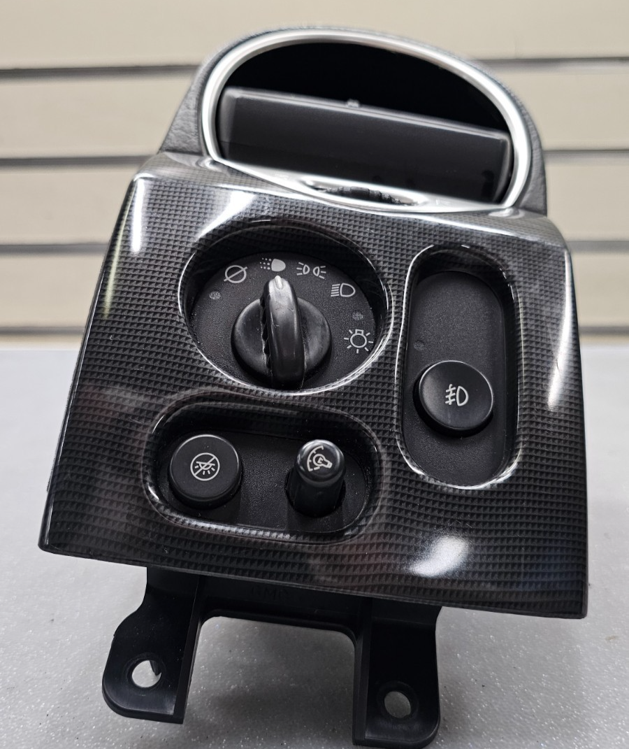 🔥02-09 GMC Envoy Dash Left Driver  Air Vent Head Light Switch Bezel BLACK