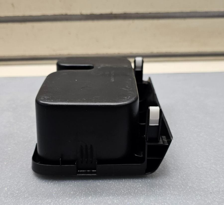 🔥02-05 Toyota Camry Storage Compartment Cubby Tray Bin Lower Instrument Panel