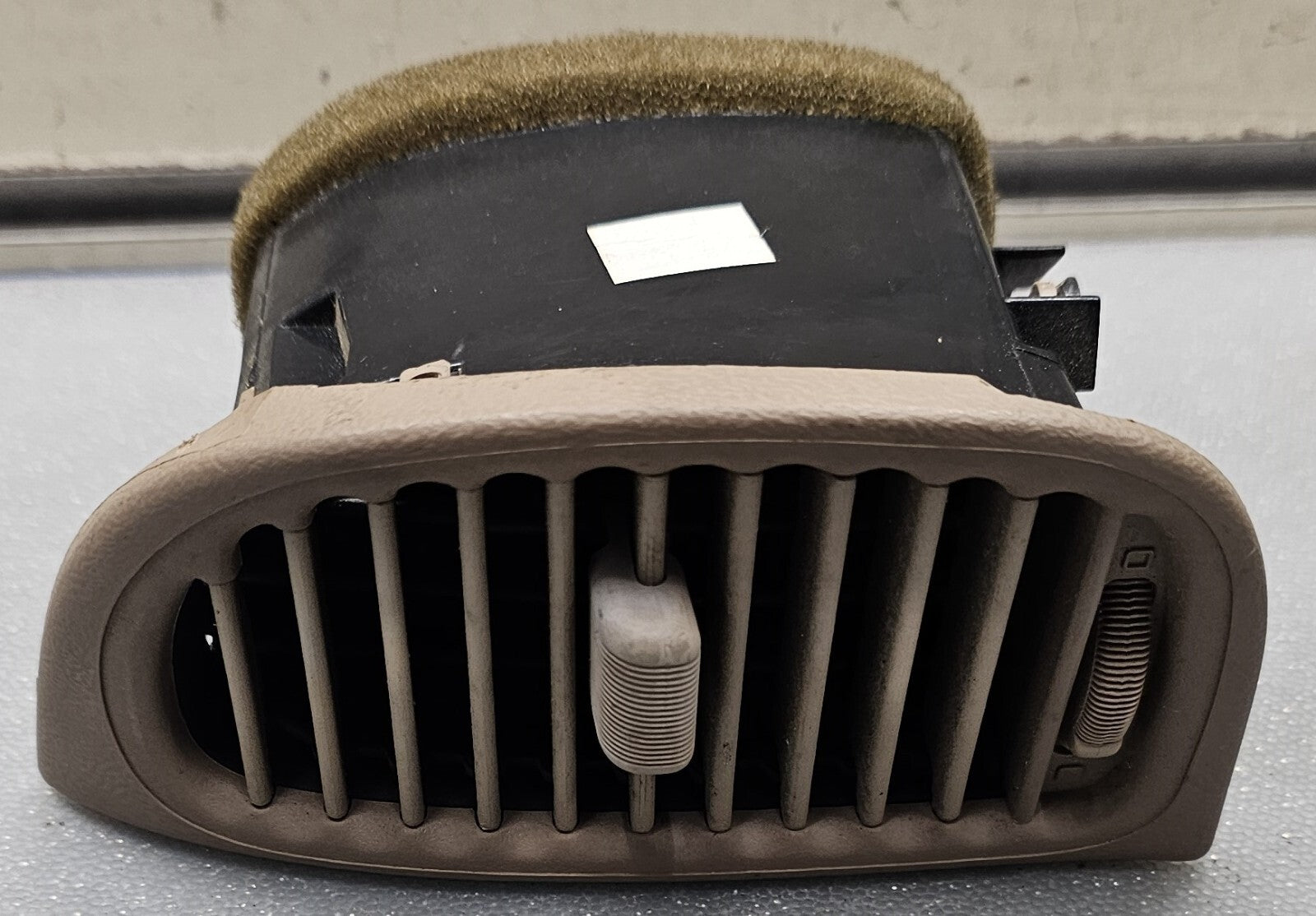 95-10 RANGER EXPLORER DASH PASSENGER AC HEATER AIR VENT CONDITIONER FILTER TAN