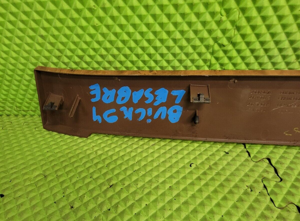 92-99 BUICK LESABRE FRONT DASH LOWER WOODGRAIN COVER PLATE TRIM PANEL BEZEL OEM