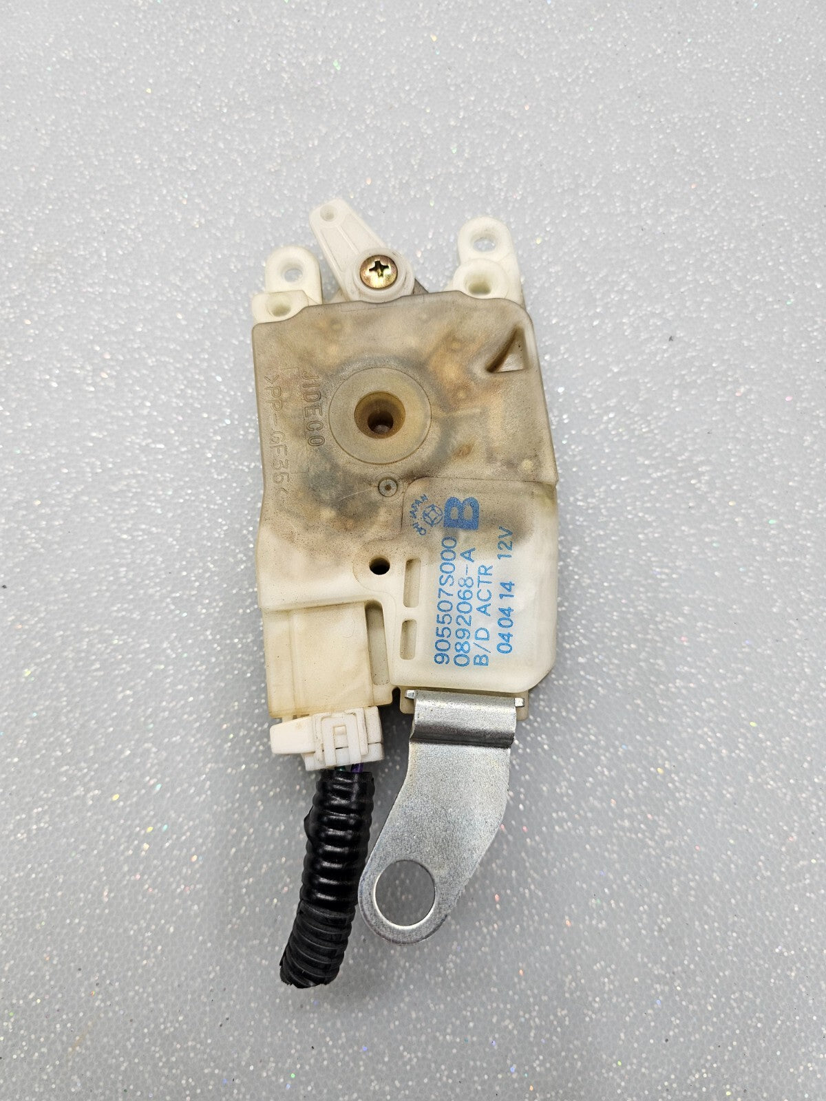 05-12 Nissan Pathfinder Armada Lid Door Window Glass Actuator Lock Assembly OEM