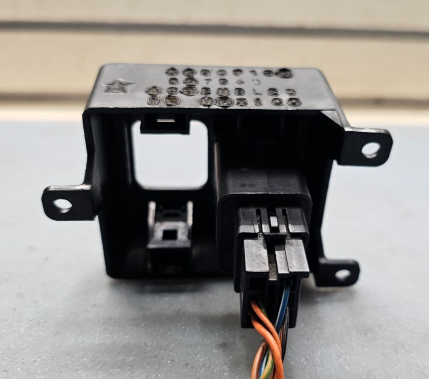 🔥1994-1997 DODGE RAM  1500 2500 3500 OVERDRIVE SWITCH WITH BEZEL BLACK OEM
