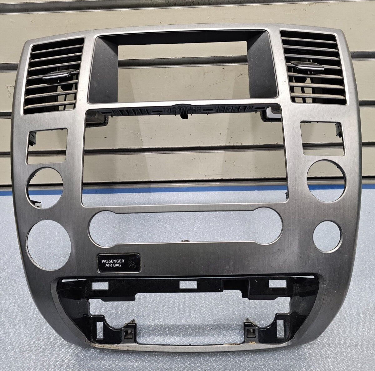 🔥08-15 Armada QX56 Dash FM Radio Climate Bezel Stereo Display Trim Panel Silver