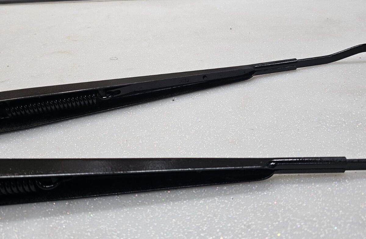 🔥1998-2011 Lincoln Town Car Front Wiper Arms Pair of RH + LH OEM