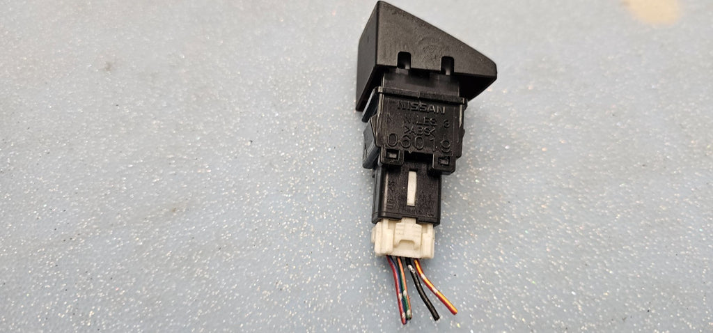 🔥09-14 NISSAN MAXIMA DASH HAZARD EMERGENCY FKASHER SWITCH ASSEMBLY BLACK