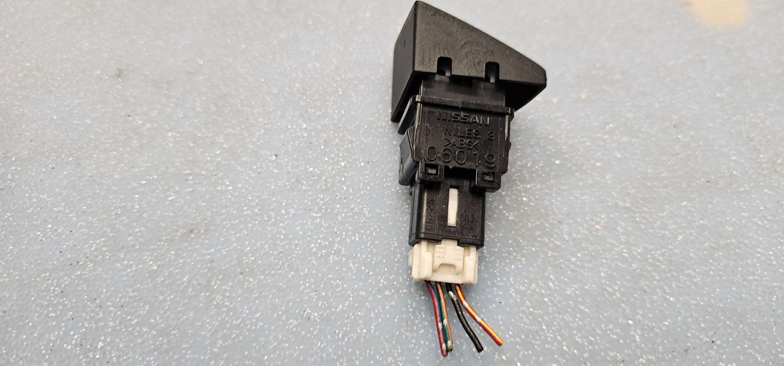 🔥09-14 NISSAN MAXIMA DASH HAZARD EMERGENCY FKASHER SWITCH ASSEMBLY BLACK