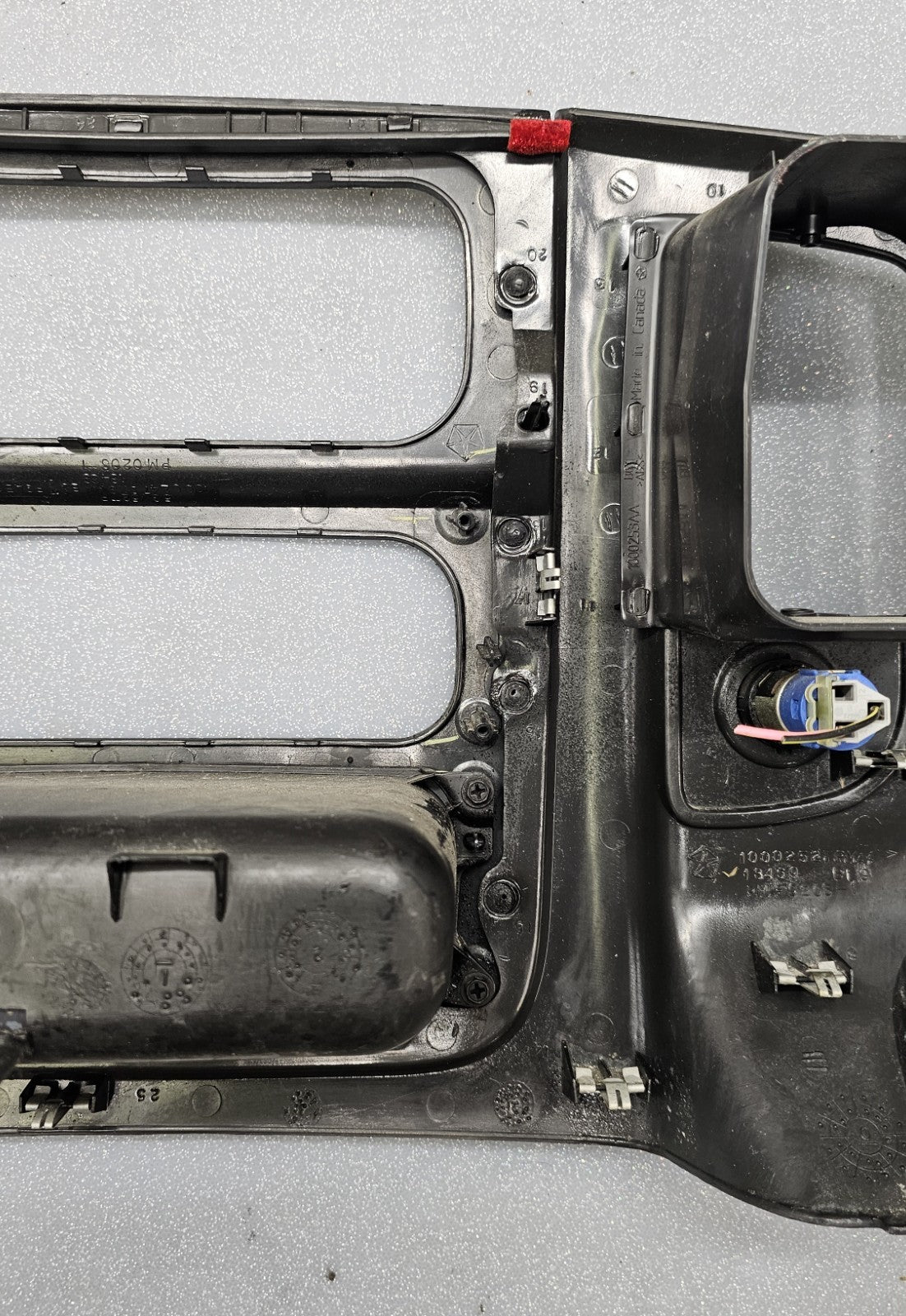 🔥02-05 Dodge RAM Dash RADIO Audio Stereo Bezel Climate Trim Panel Black B10