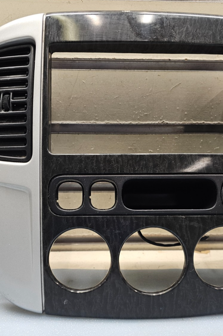 🔥2001-2007 FORD ESCAPE CENTER DASH RADIO A/C CLIMATE TRIM BEZEL SILVER OEM