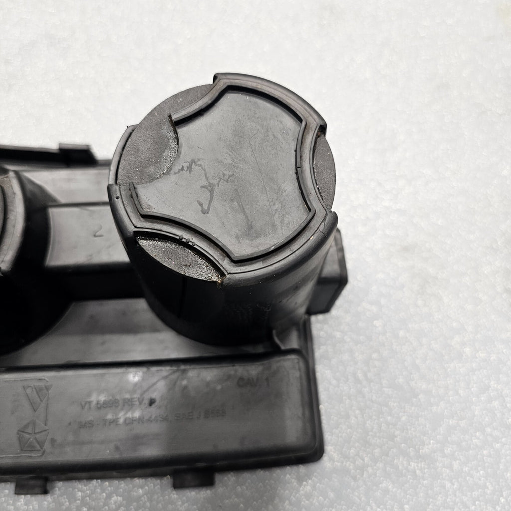05-07Jeep GrandCherokee Commander Center Console Rubber Cup holder Insert OEM/JC