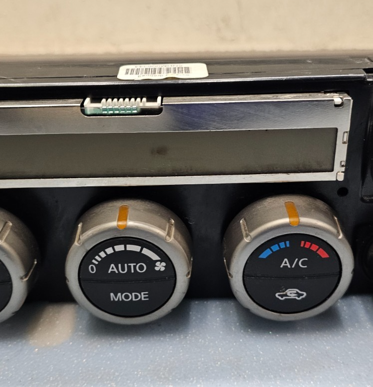 🔥05-07 Pathfinder Dash AC A/C HVAC Heater Climate Control Temperature Black