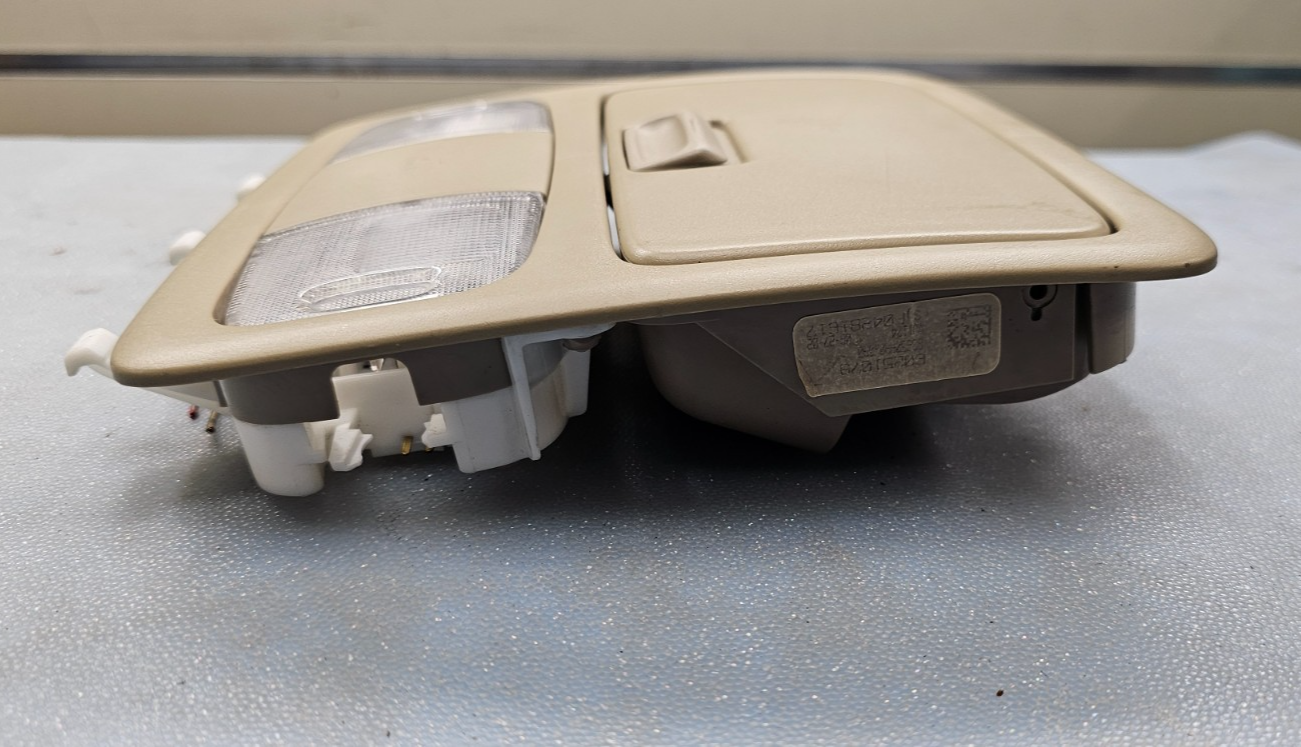 🔥02-06 TOYOTA CAMRY 4RUNNER Overhead Console DOME Light Lamp tan OEM