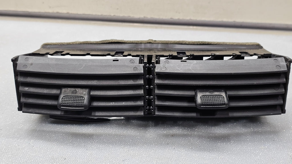 🔥05-07 Toyota Sienna Dash Air Vent Center Middle AC Heater Conditioning black