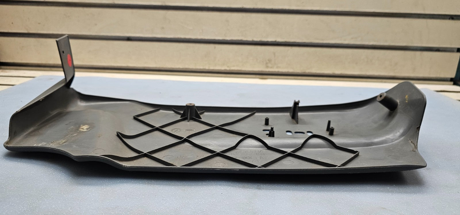 🔥04-07 Grand Caravan Town Country Left Driver Seat Outer Trim Panel Gray OEM
