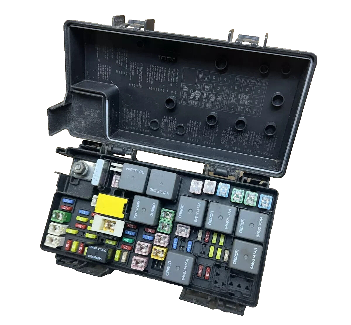 🔥2010 JEEP LIBERTY DODGE NITRO TIPM TOTALLY POWER INTEGRATED FUSE BOX OEM