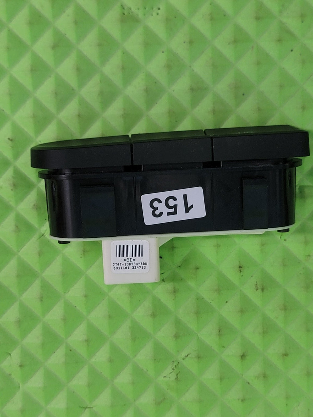 🔥2007-2010 Ford Edge Hazard Traction Off Switch SW33