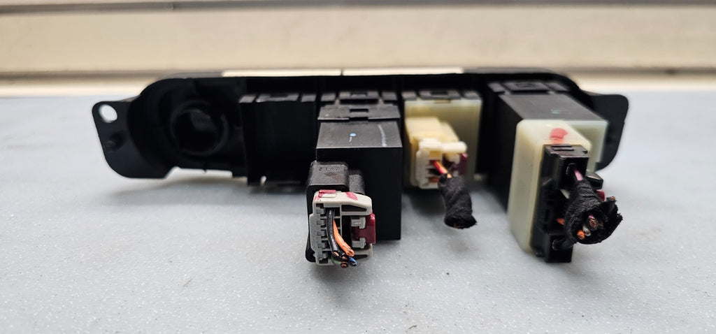 🔥2001-2005 CHRYSLER PT CRUISER REAR DEFROST DEFOG OUTLET SWITCH CONTROL OEM