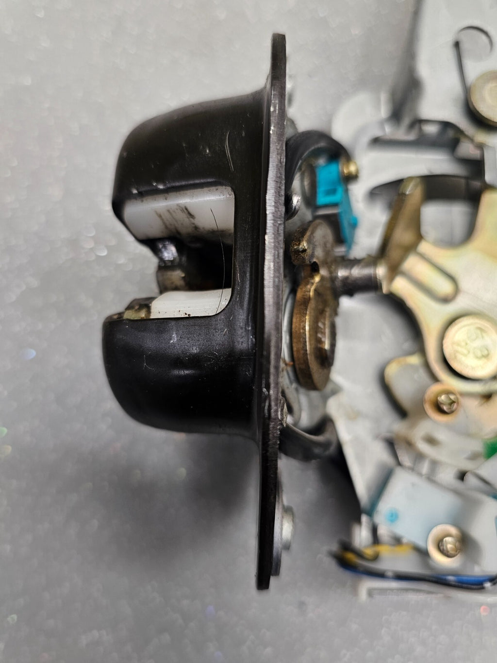 2004-2009 Nissan Quest Lift Gate Tail Gate Door Lock Latch Actuator Assembly OEM
