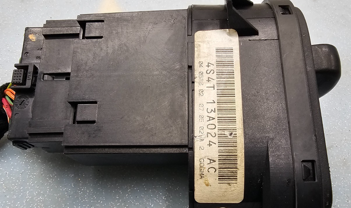 🔥04-07 Focus Dash Headlight Lamp Control Switch Head Fog Light Switch Black