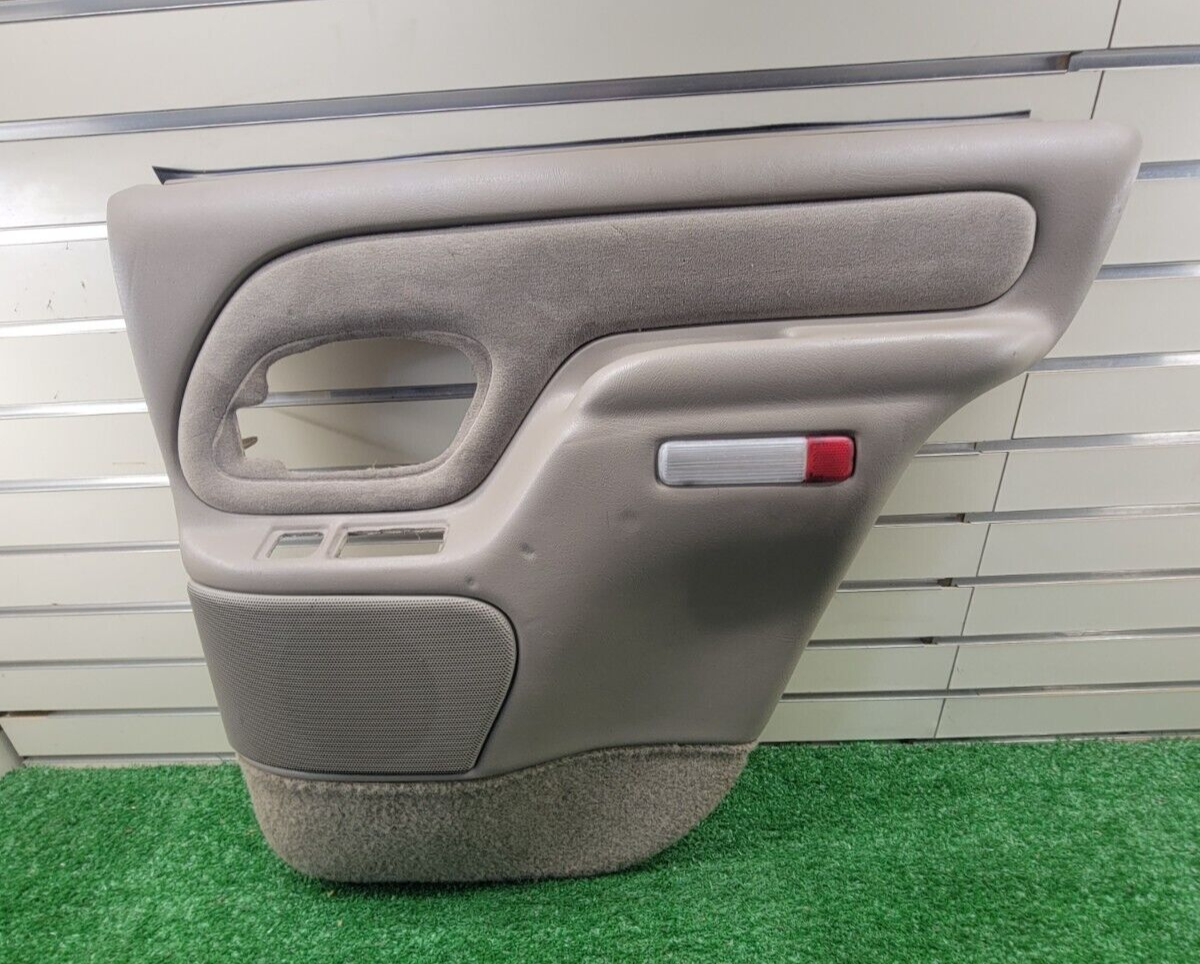 🔥1995-1999 Chevrolet GMC Silverado escalade DOOR PANEL Rear RIGHT Auto TAN D2