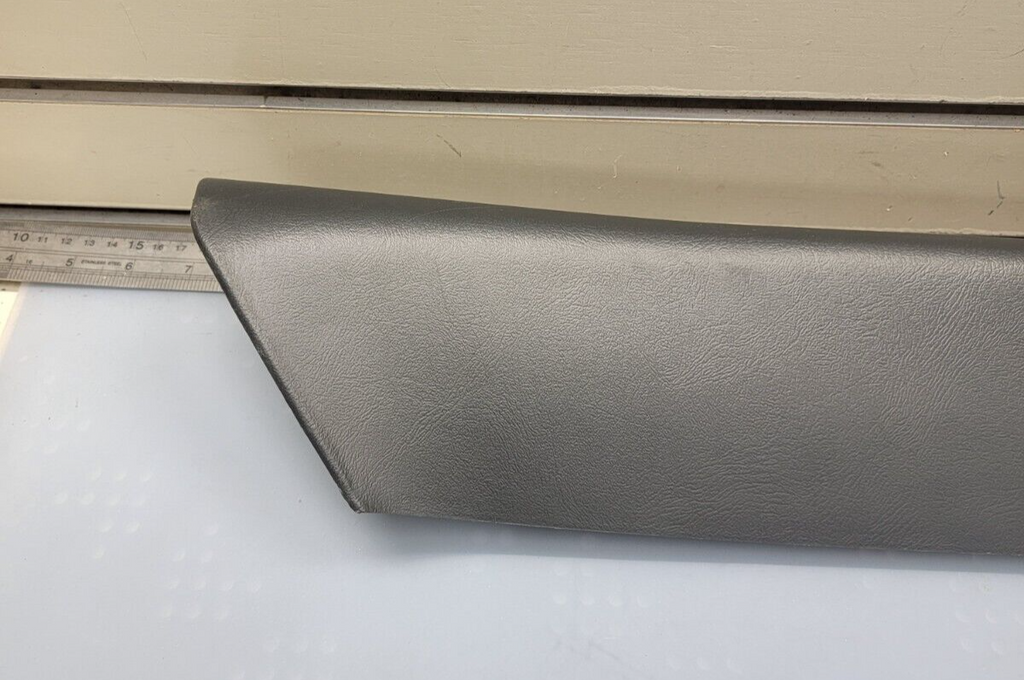 🔥99-06 SILVERADO SIERRA Roof Molding A PILLAR Trim RIGHT Passenger GRAPHITE P3