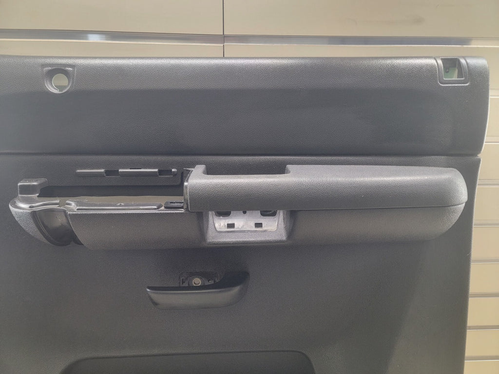 🔥07-09 Chevrolet Silverado GMC Sierra Door Panel Passenger Right black auto D19