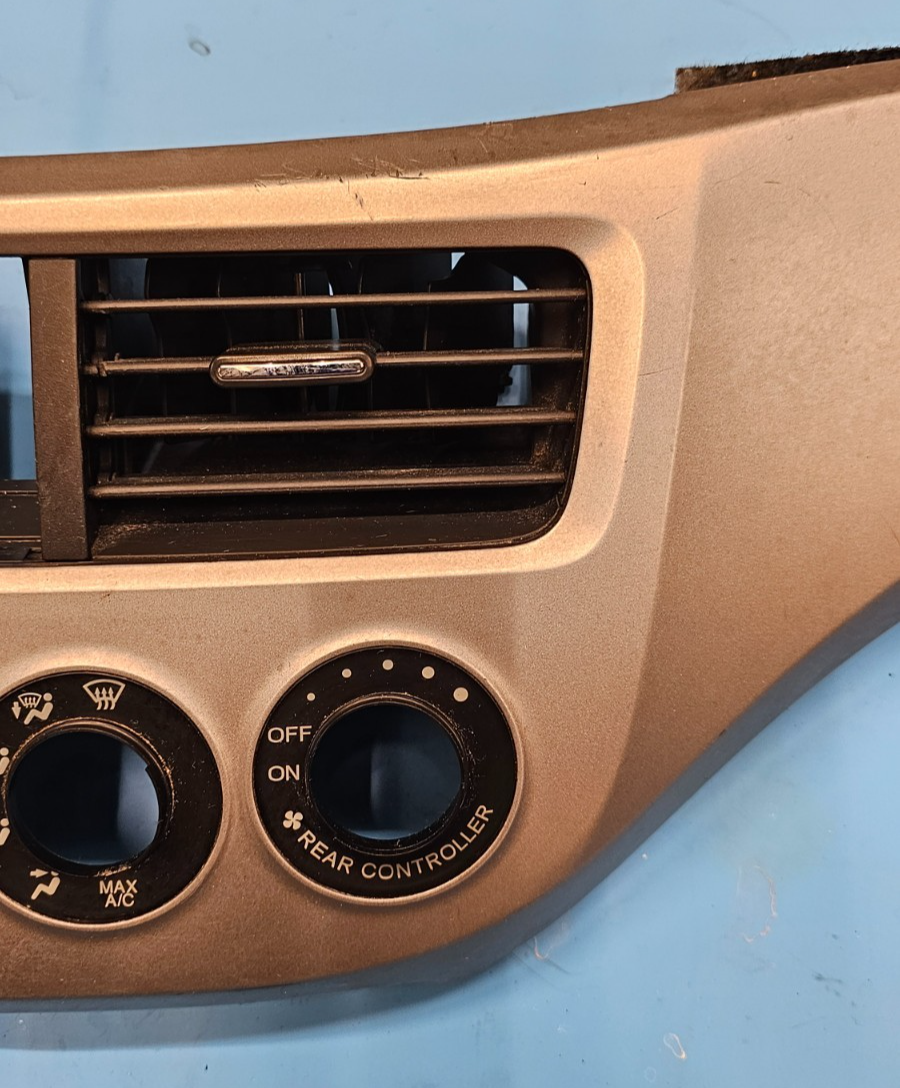 🔥05-10 Honda Odyssey Center Dash Radio Climate Control Bezel Trim Panel Silver