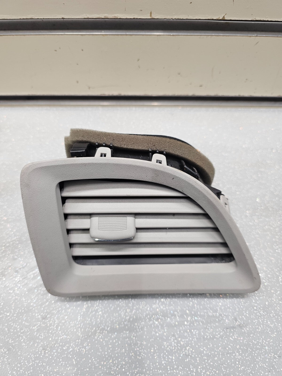 🔥08-12 Chevy MALIBU Dash A/C Heater AIR VENT Front left Driver Side Gray VT46
