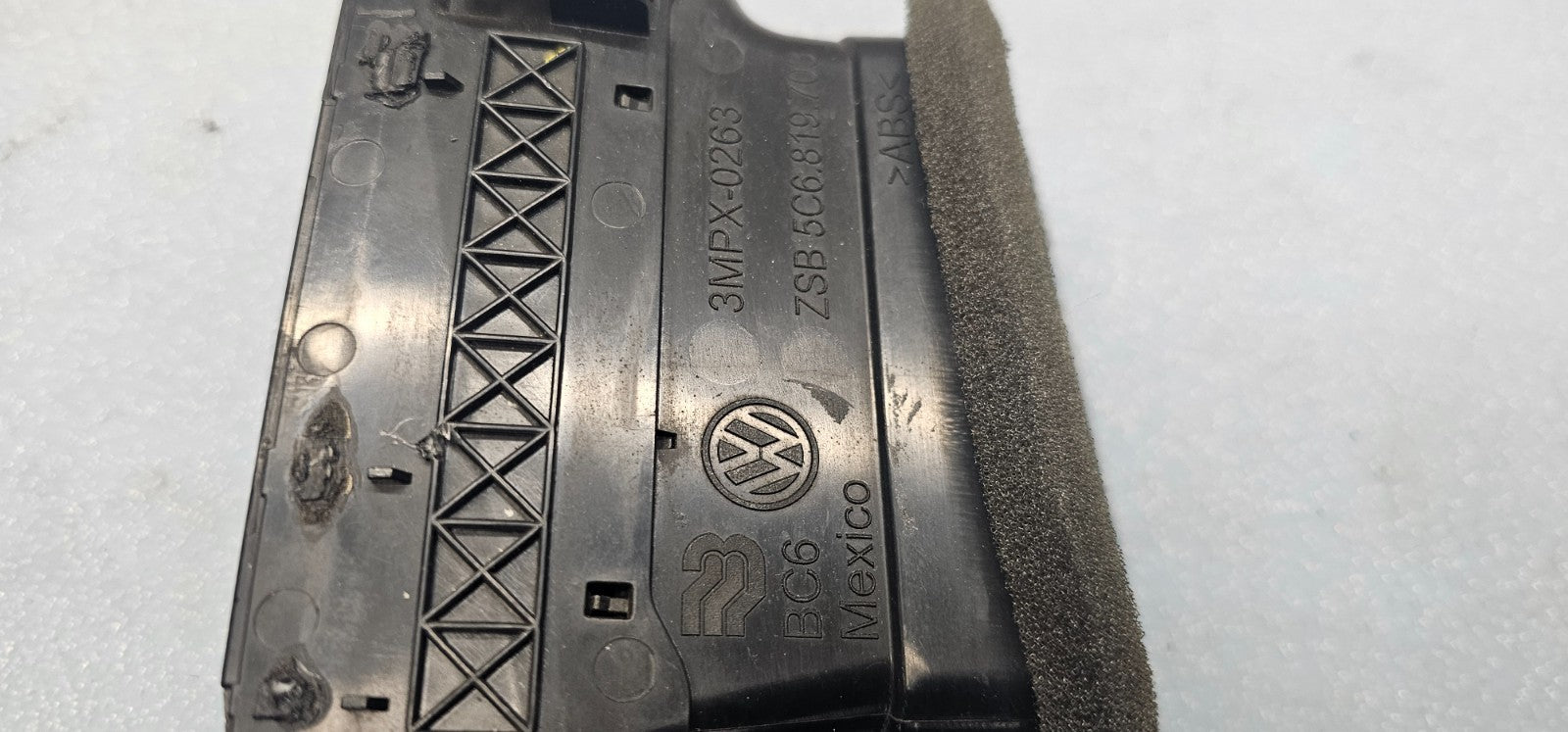 🔥11-18 VW Jetta Left Driver Center Dash AC A/C HVAC Air Vent Heater Panel Black