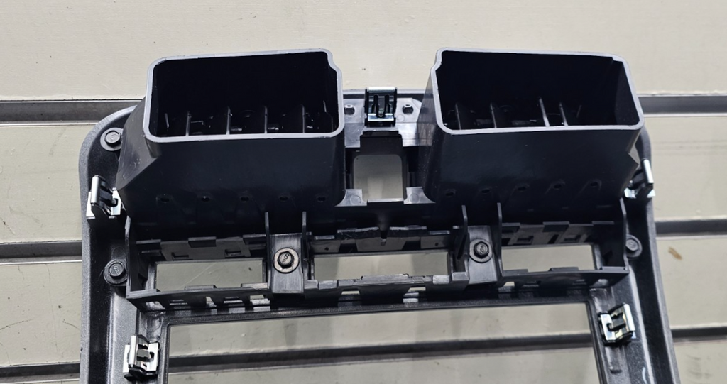 🔥07-09 Chevy Equinox Center Dash Radio Climate Bezel Surround Trim Silver