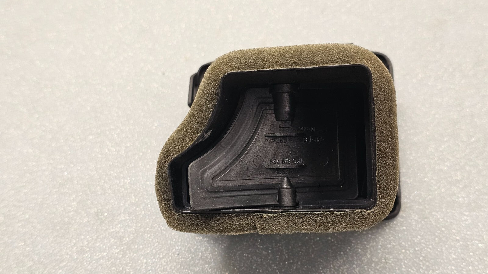 🔥06-10 VW JETTA GOLF CENTER DASH LEFT DRIVER AIR VENT HEATER CONDITIONER BLACK