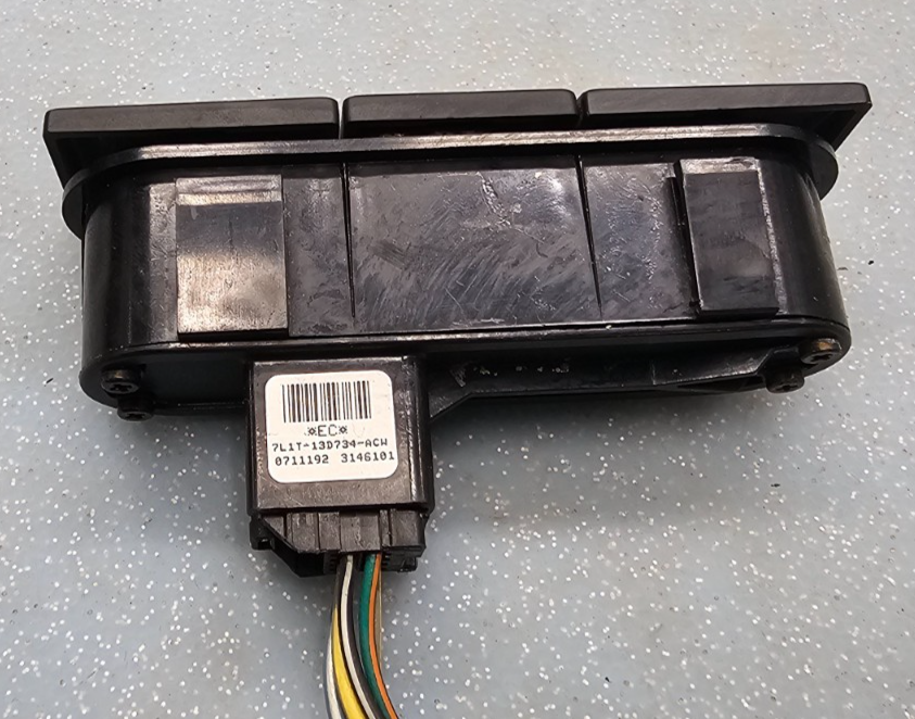 🔥07-14 Expedition Traction Control Hatch Hazard Light Switch Assembly Black