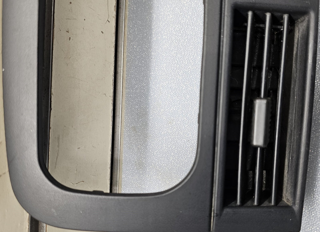 🔥99-04 Jeep Grand Cherokee Center Dash RADIO Bezel A/C Air Vent Trim BLACK B67