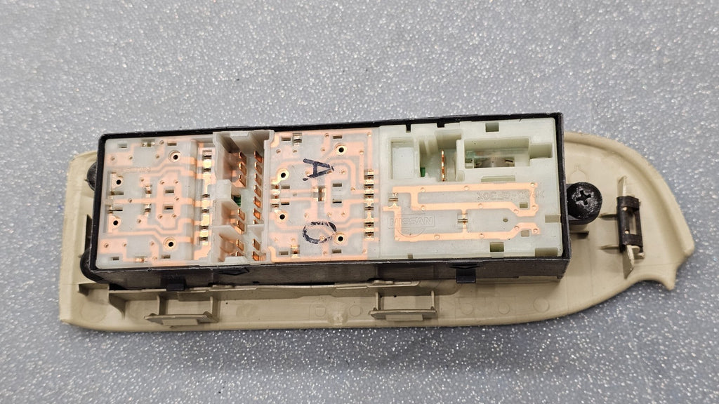 🔥05-07 Infiniti G35 Left Driver Master Door Power Window Switch Assembly Tan
