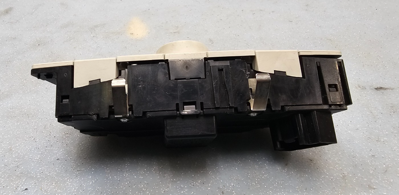 🔥12-18 Ford Focus C-Max Escape Overhead Console w/Sunroof Switch