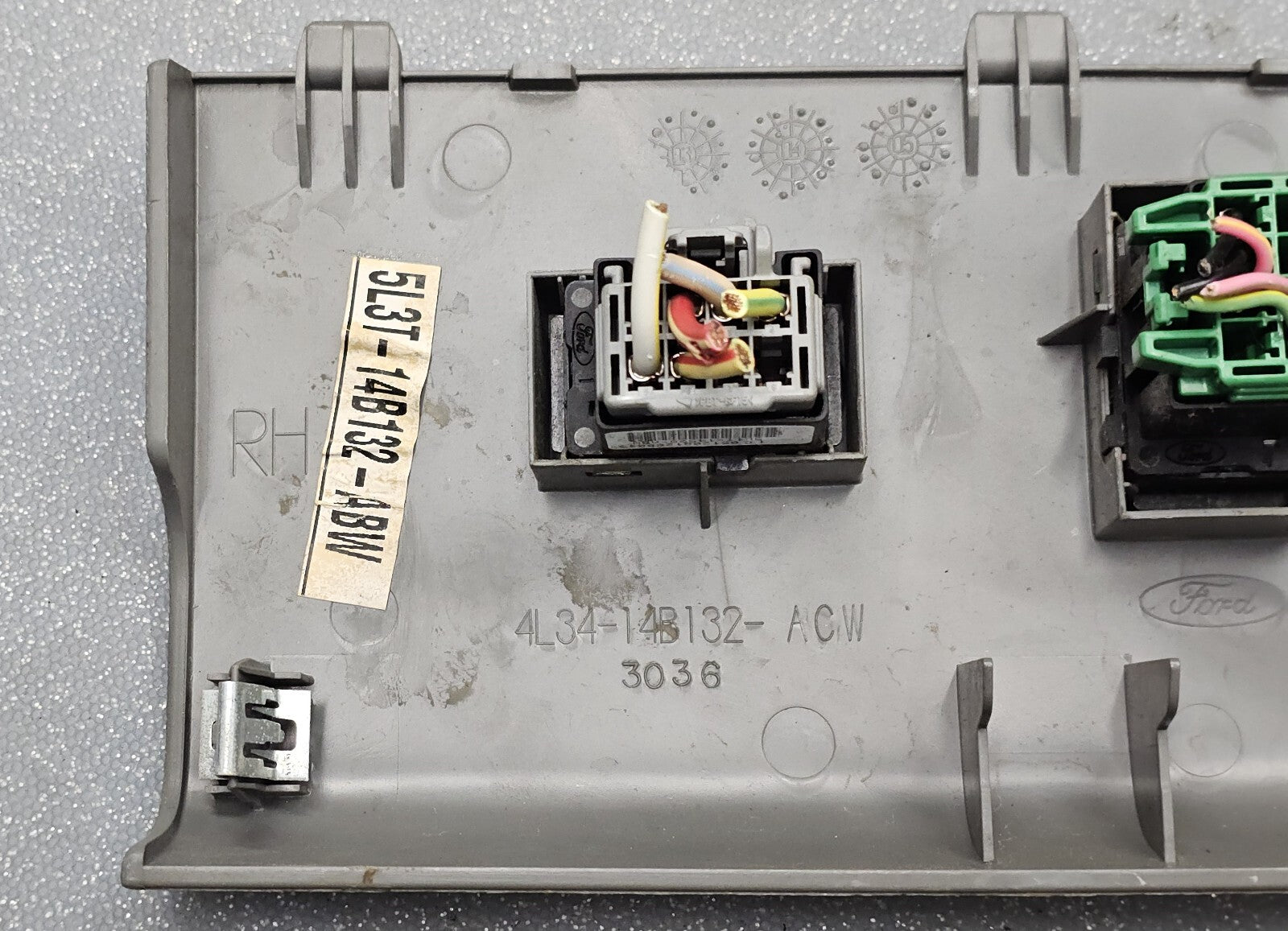 🔥04-08Ford F150 Crown Victoria Right Passenger Window 2 Door Switch TAN WS24