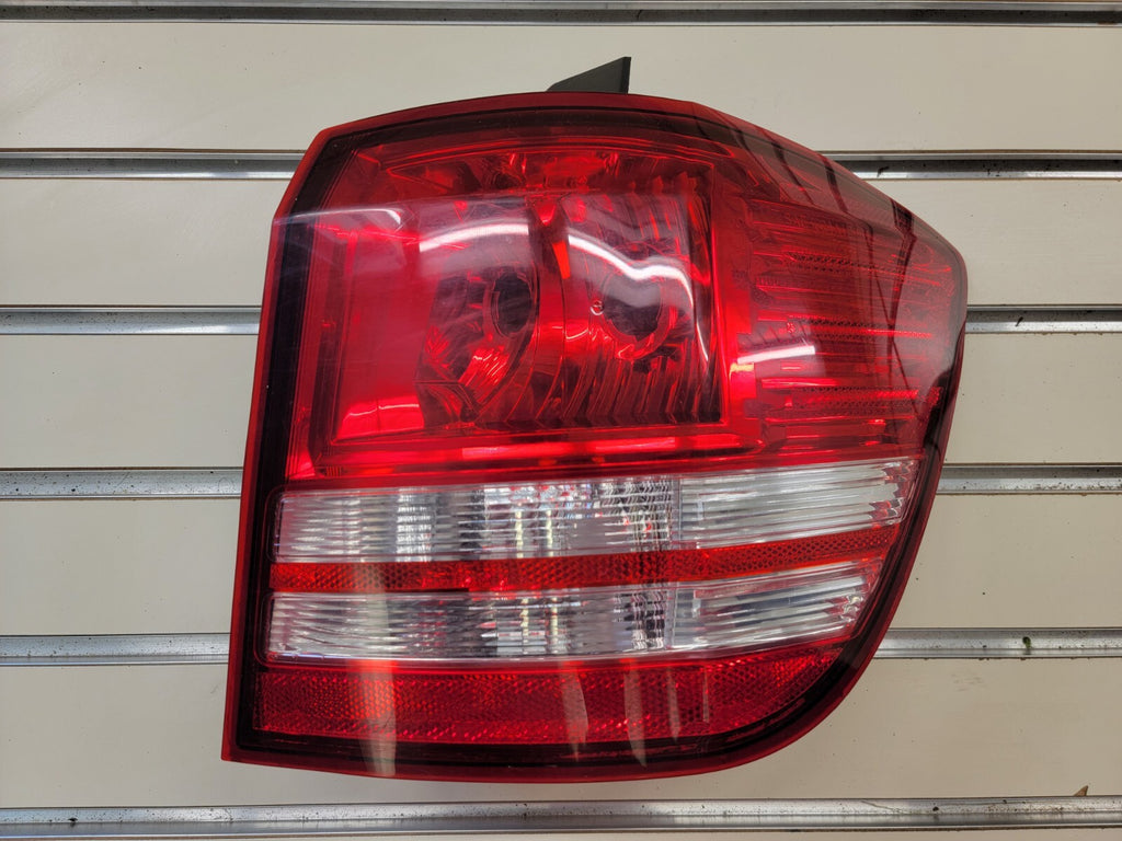 🔥 2008-2011 Dodge Journey Tail Light taillight Lamp right passenger side