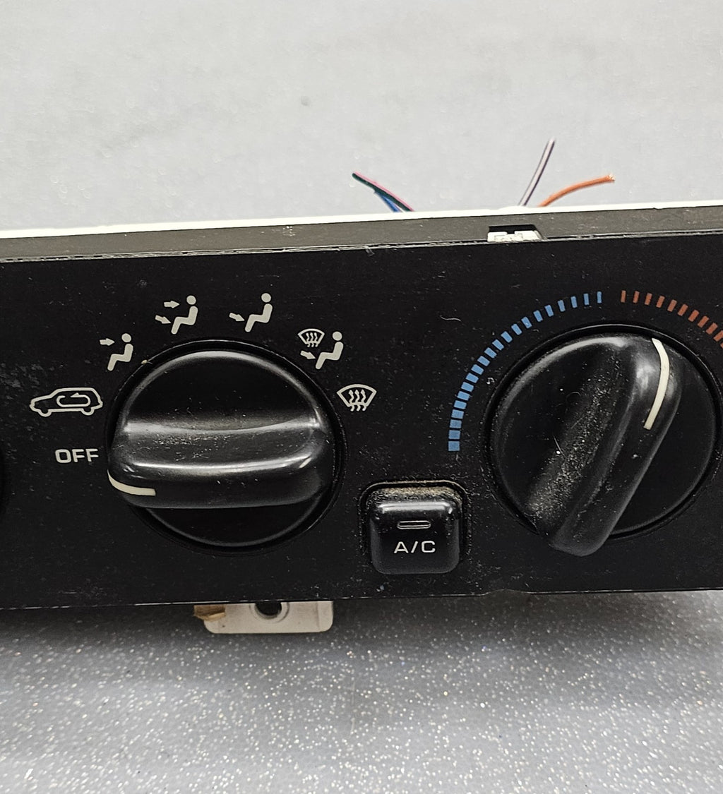 96-98 JEEP GRAND CHEROKEE A/C HEATER CLIMATE CONTROL TEMPERATURE SWITCH ASSEMBLY