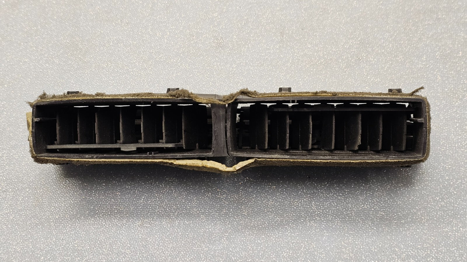 🔥08-11 Ford Focus Front Upper Center Dash Dual Air Vent Bezel Trim Panel Black