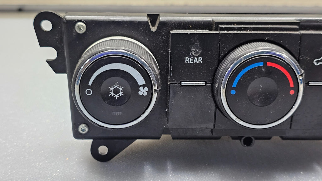 🔥07-09 CHEVY EQUINOX DASH CENTER AC HEATER CLIMATE TEMPERATURE CONTROL UNIT OEM