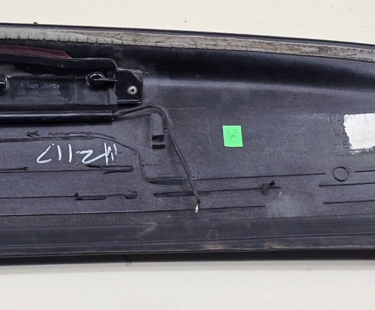 🔥2002-2009 Chevrolet Trailblazer Rear Hatch Spoiler Brake Light Silver OEM SP2