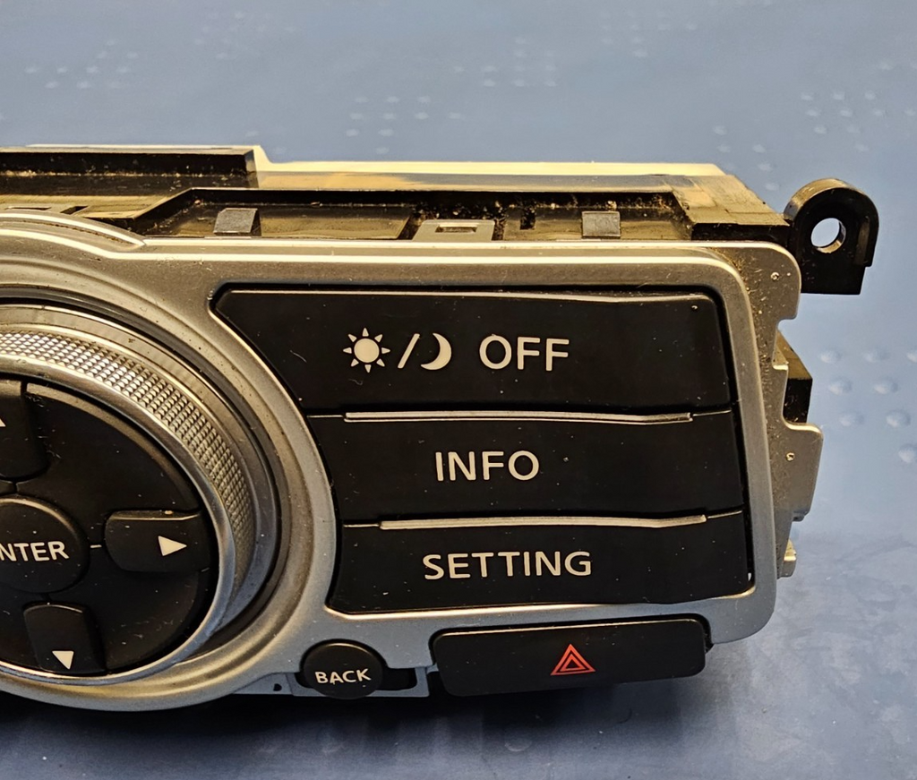🔥08-13 Infiniti G37 EX35 G35 Dash AM FM Radio Stereo Navigation Control Panel