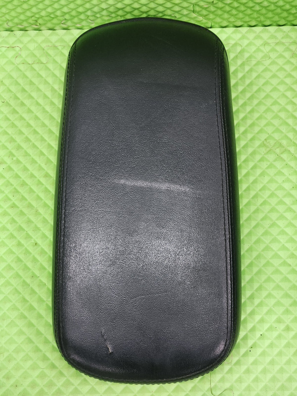 🔥2011-2014 CHRYSLER 200 DODGE AVENGER CENTER CONSOLE LID ARM REST BLACK