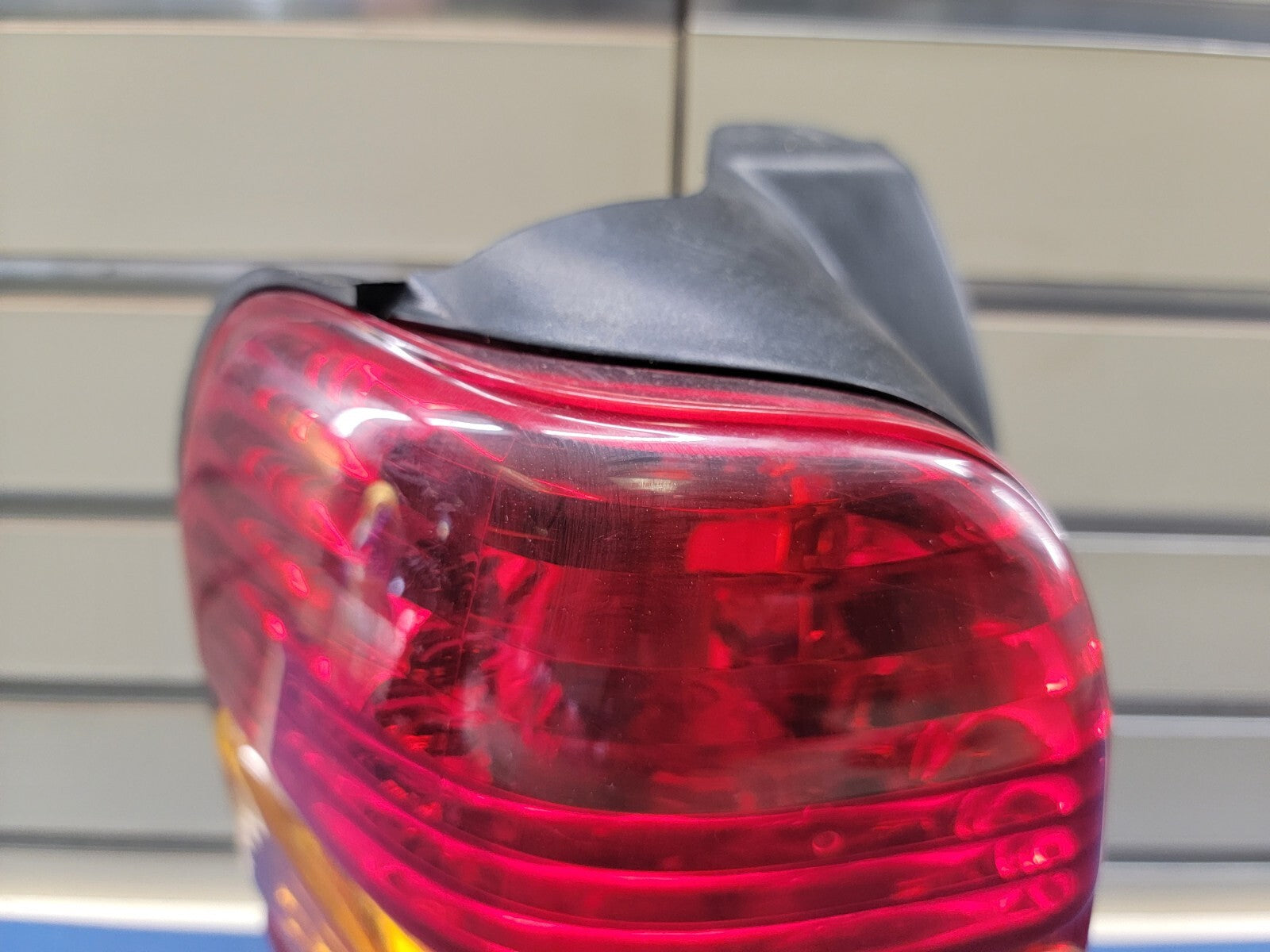 🔥2001-2007 Ford Escape left driver Side Tail Lamp OEM 6L8Z-13404-DA