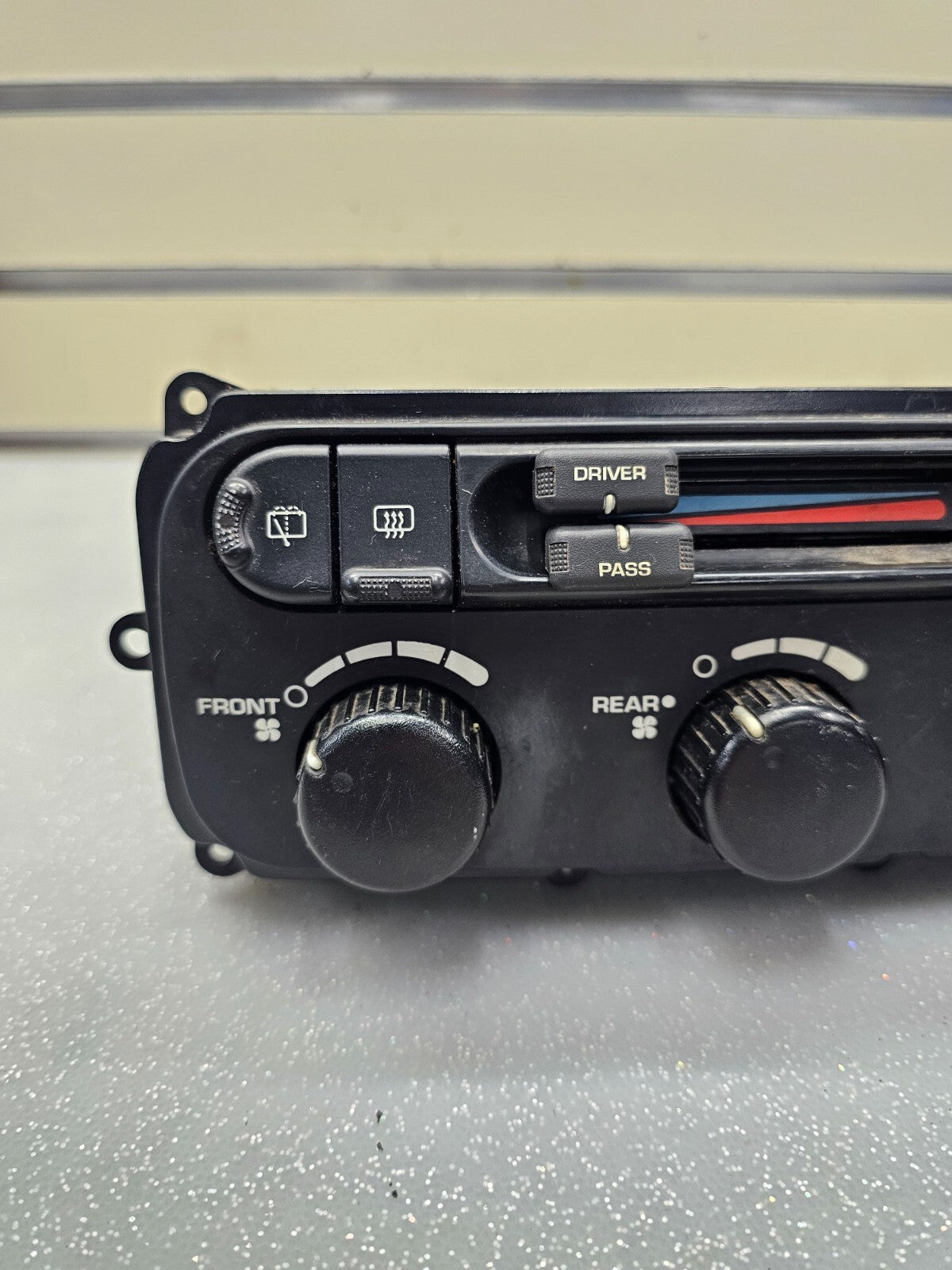 🔥04-07 Dodge Caravan Chrysler Town Country Dash AC Climate Temperature Heater