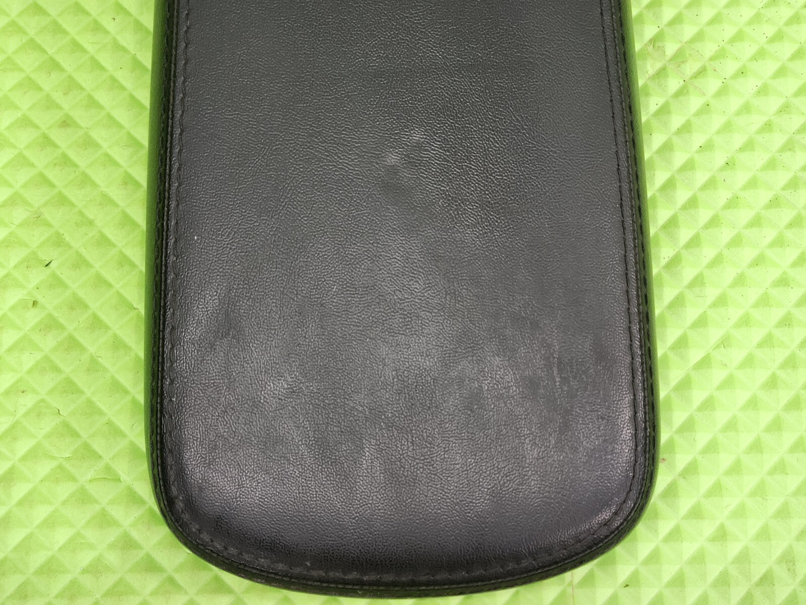 🔥2011-2014 CHRYSLER 200 DODGE AVENGER CENTER CONSOLE LID ARM REST BLACK