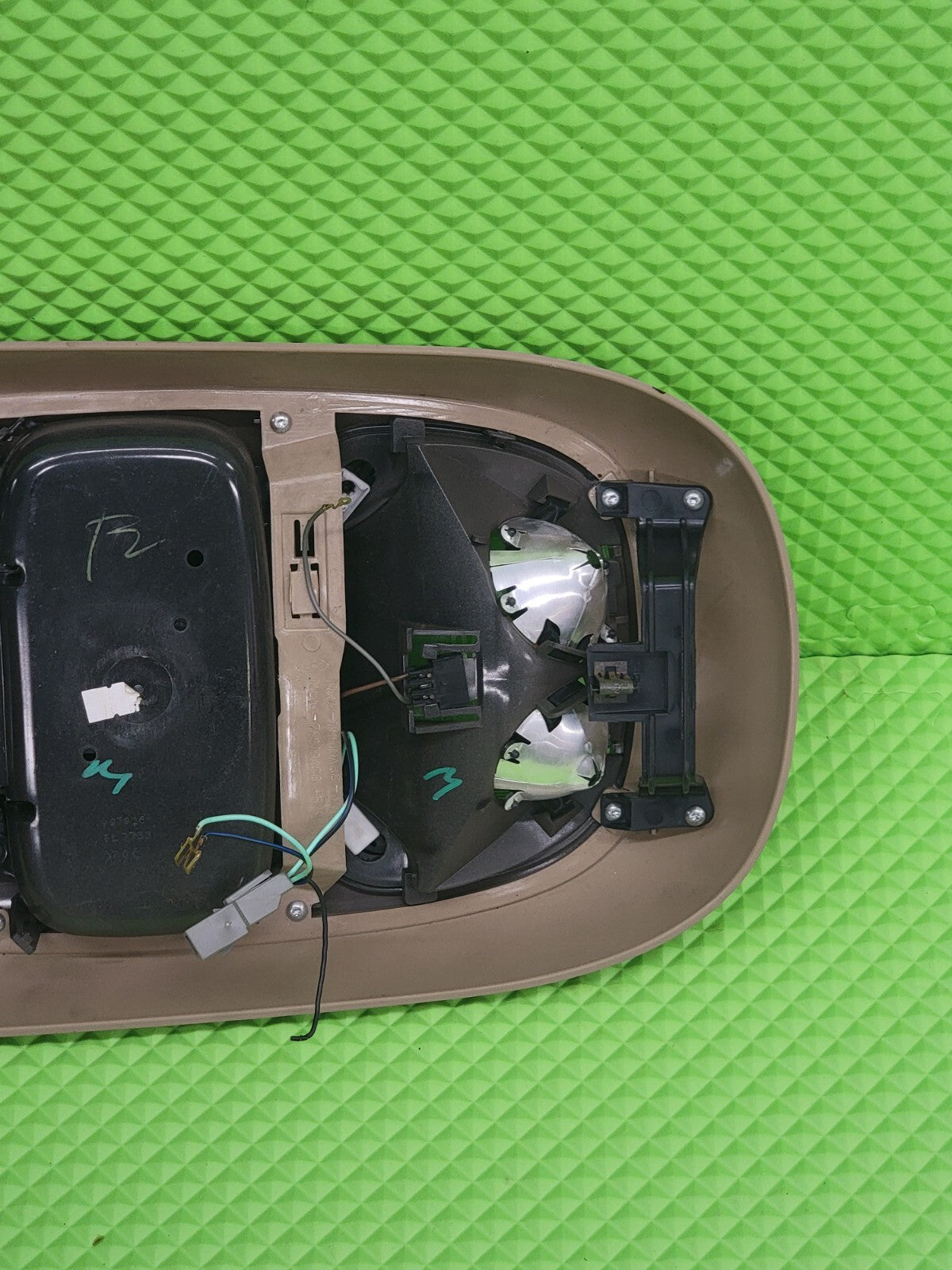 🔥97-02 Ford Expedition Overhead Climate Console Map Light Display OEM TAN