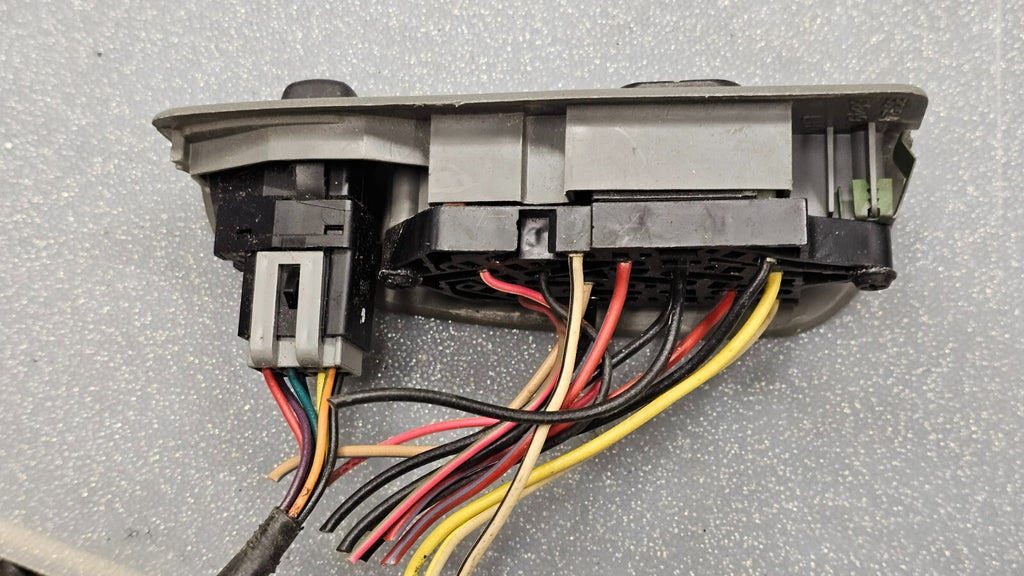 03-08 Ford E150 E250 E350 Left Driver Door Mirror Window Power Switch Lock Gray