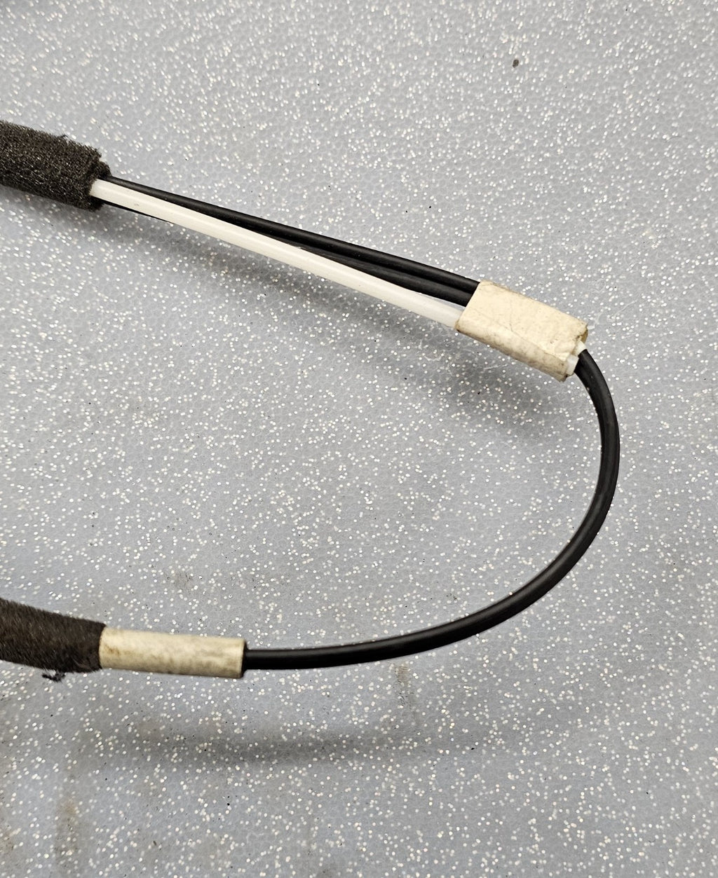 🔥2004 - 2009 Toyota Prius Audio Roof Antenna Base OEM