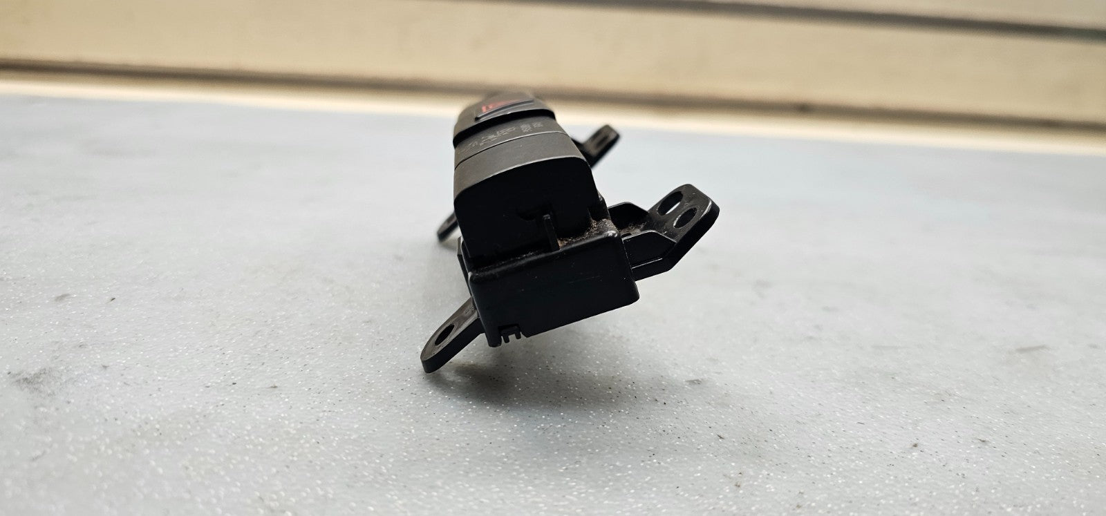 🔥07-09 Dodge Caliber Dodge Hazard Light Dash Flasher Switch Button Black
